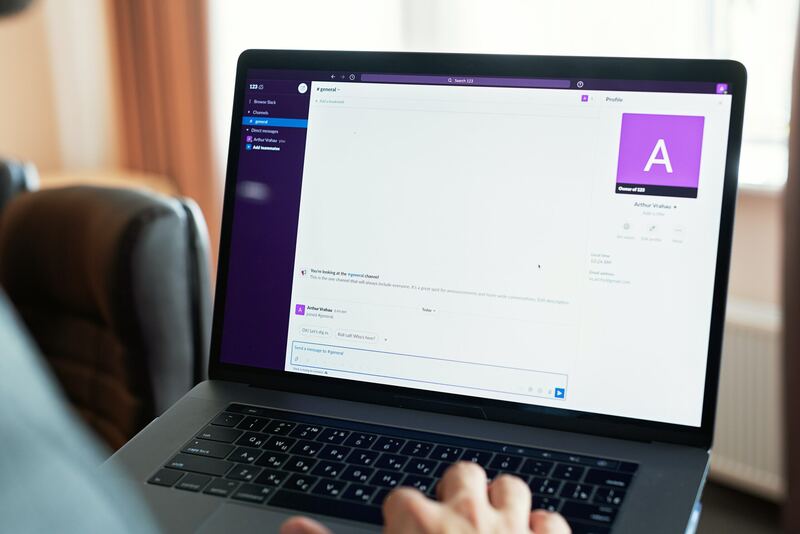 Why Charging for Tech Support with Premium Chat is a Smart Business Move